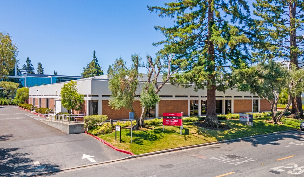 Primary Photo Of 928-930 Benecia Ave, Sunnyvale Research And Development For Lease