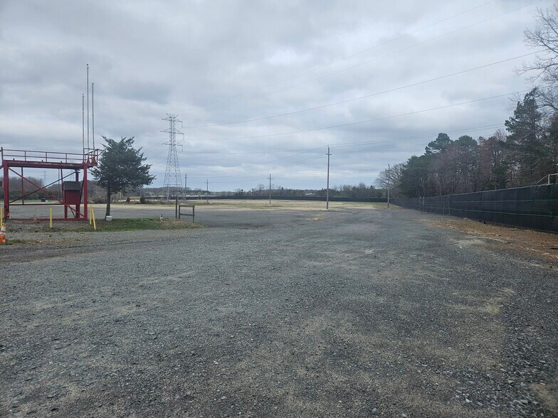 More Photos Of 720 County Rd 539, New Egypt Specialty For Sale