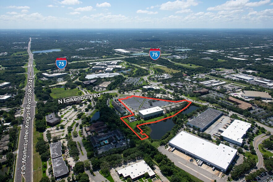 More Photos Of 3620 Queen Palm Dr, Tampa Loft Creative Space For Lease