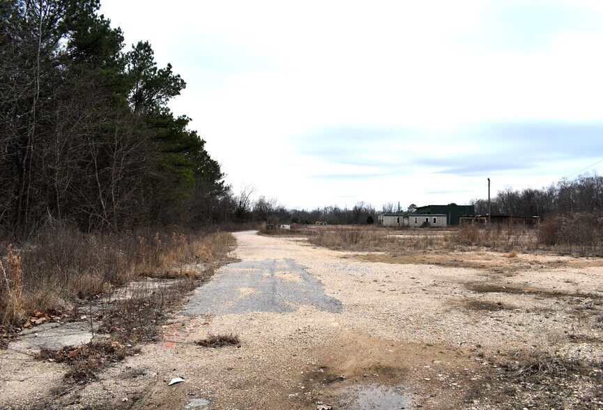 More Photos Of 4040 Northern Blvd, Montgomery Office For Lease