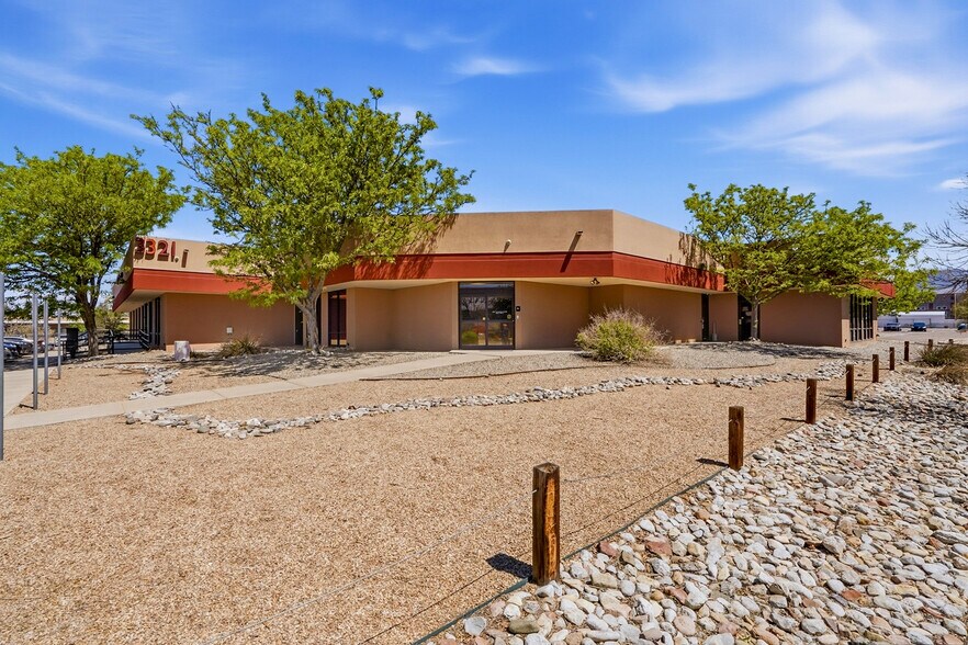 More Photos Of 3121 Amherst NE dr, Albuquerque Office For Sale