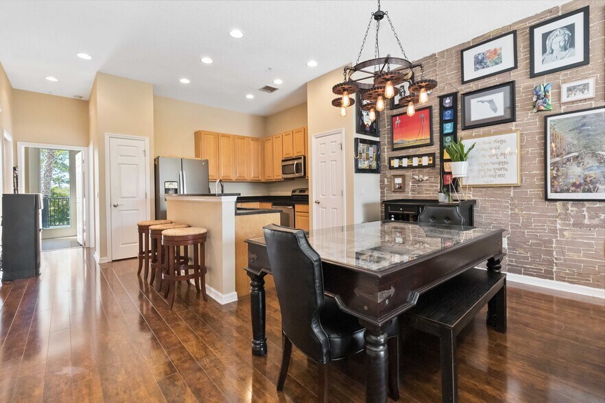More Photos Of 3730 Avalon Park East Blvd, Orlando Office Residential For Sale