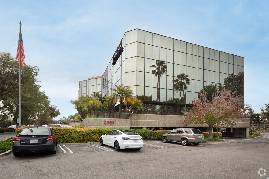 More Photos Of 2955 Main St, Irvine Medical For Lease