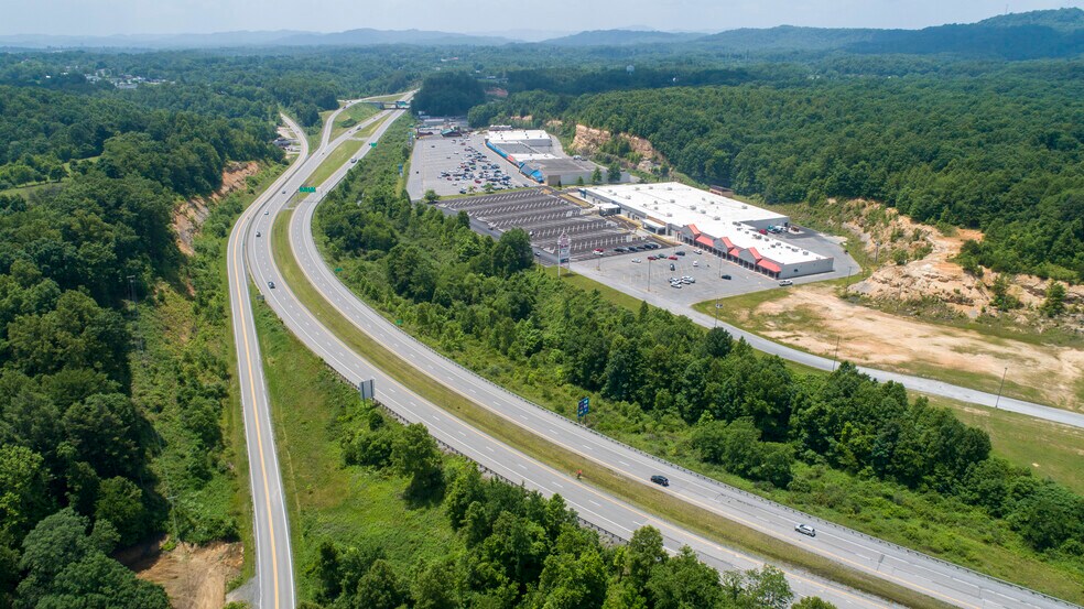 More Photos Of 763 Mall Rd, Fayetteville Land For Lease