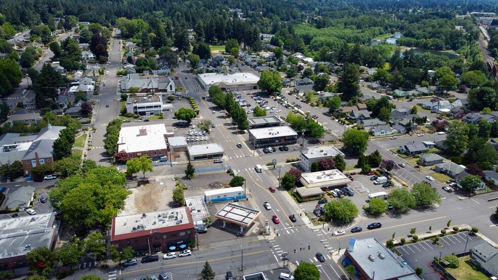More Photos Of 532 NE 3rd Ave, Camas Loft Creative Space For Sale