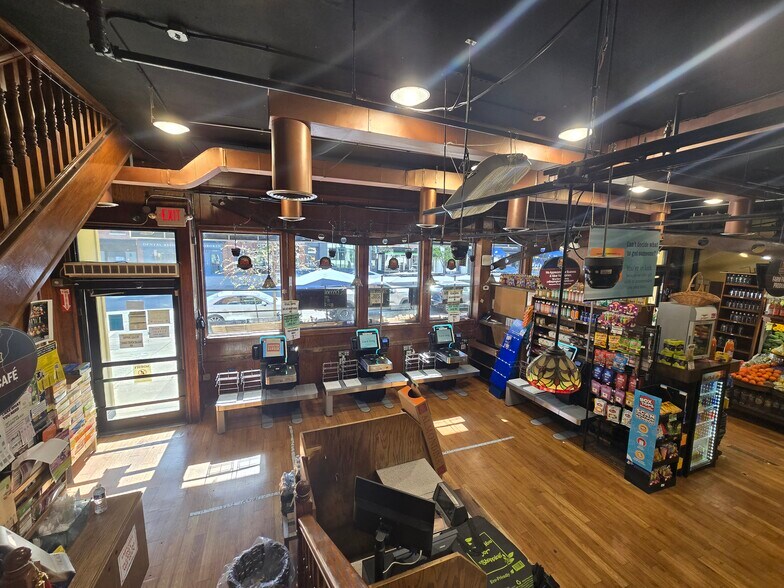 More Photos Of 226-228 Washington St, Hoboken Storefront For Sale