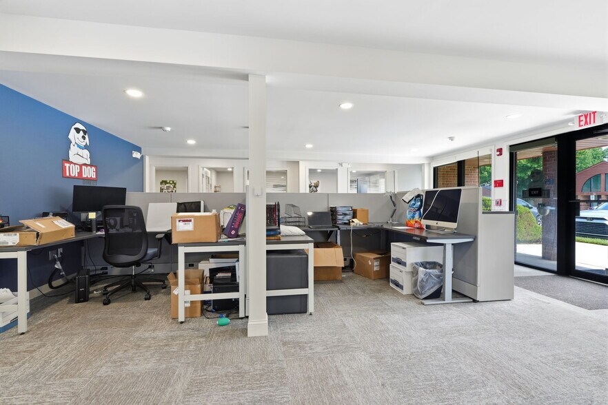 More Photos Of 402 Middletown Blvd, Langhorne Medical For Sale