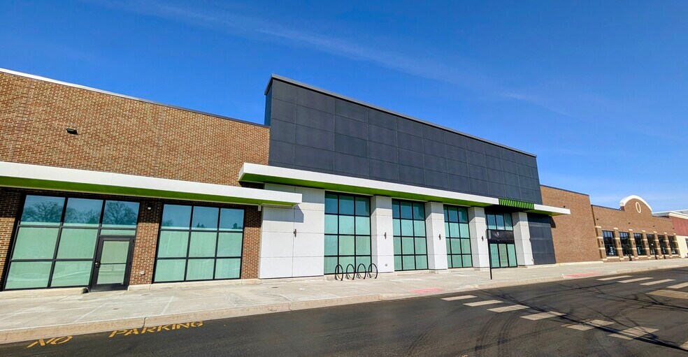 More Photos Of 41128-41496 Ann Arbor Rd E, Plymouth Storefront For Lease