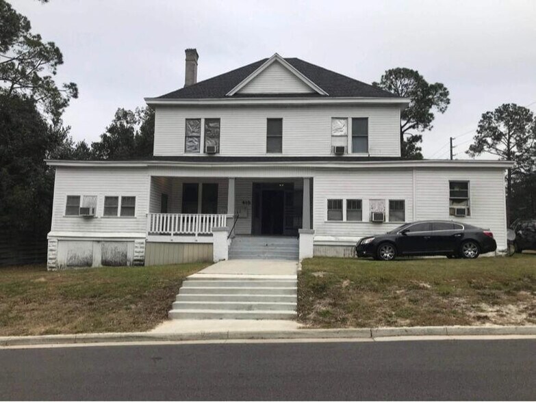 More Photos Of 415 Dewey St, Waycross Apartments For Sale