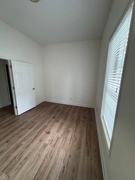 More Photos Of 440 S Peachtree St, Norcross Loft Creative Space For Lease