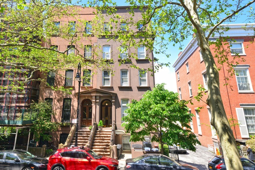 Primary Photo Of 446 Clinton St, Brooklyn Apartments For Sale