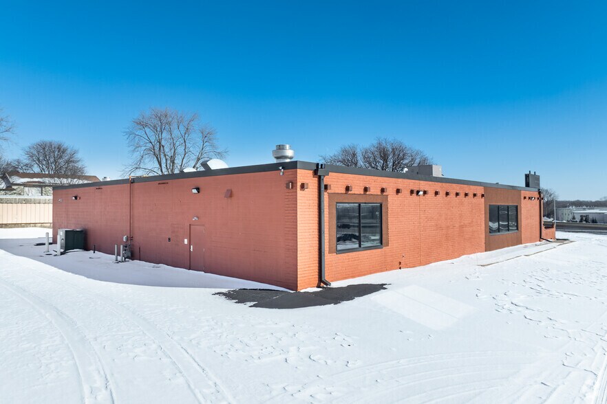 More Photos Of 5264 Anton Dr, Fitchburg General Retail For Sale