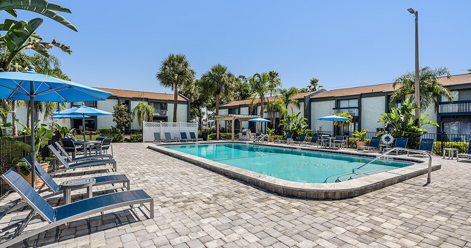 More Photos Of 804 Fairmaiden Ln, Brandon Apartments For Sale