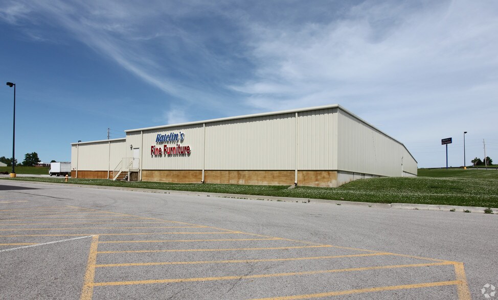 More Photos Of 912 Walton Way, Richmond Freestanding For Sale