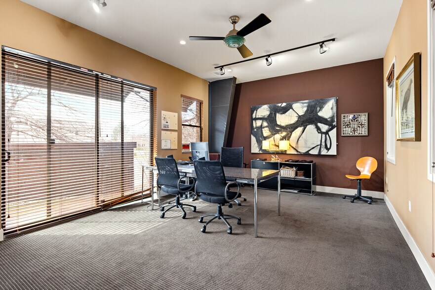 More Photos Of 102 Raley Blvd, Chico Flex For Sale