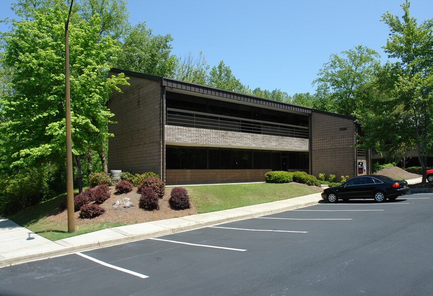 Primary Photo Of 3088 Mercer University Dr, Chamblee Office For Sale