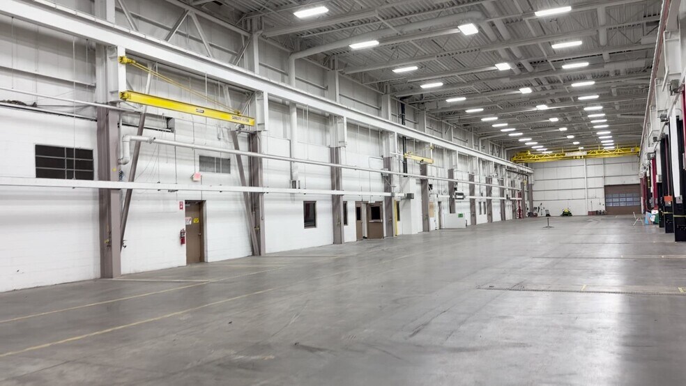 Primary Photo Of 975 Lombardi Ave, Green Bay Manufacturing For Lease