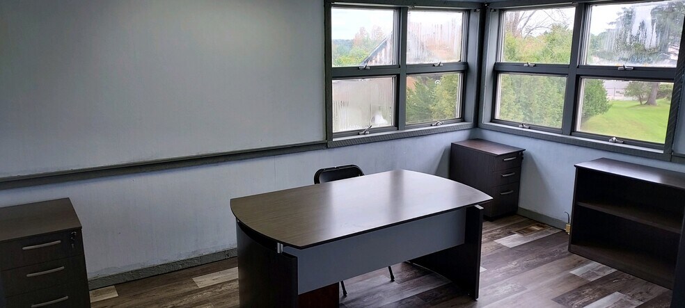 More Photos Of 6 Wierk Ave, Liberty Office For Lease
