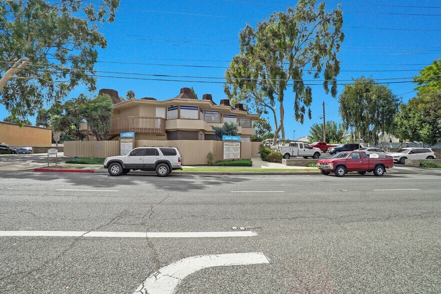 More Photos Of 11311 La Mirada Blvd, Whittier Medical For Lease