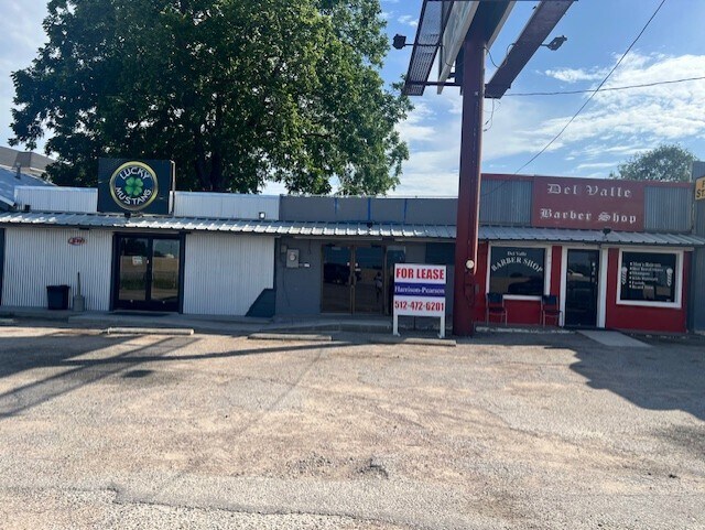 Primary Photo Of 2765-2771 E Tx-71, Del Valle General Retail For Lease