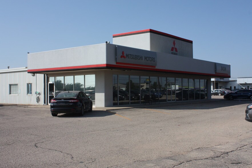 More Photos Of 3915 W Wall St, Midland Auto Dealership For Sale
