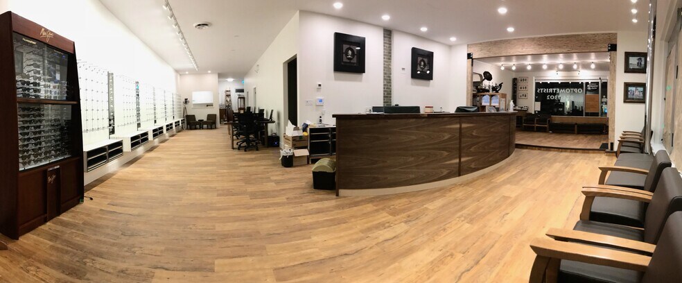 More Photos Of 104 E Broadway, Vancouver Storefront Retail Residential For Sale