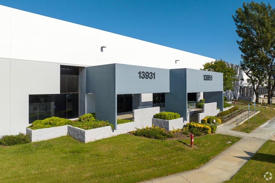 Primary Photo Of 13931-13951 Yorba Ave, Chino Manufacturing For Lease