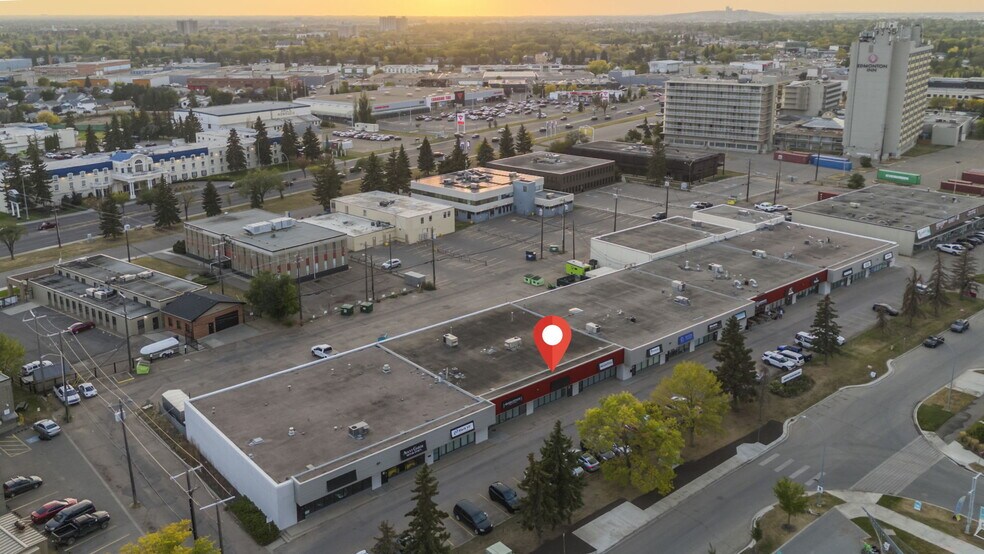 Primary Photo Of 20 Airport Rd NW, Edmonton Service For Lease