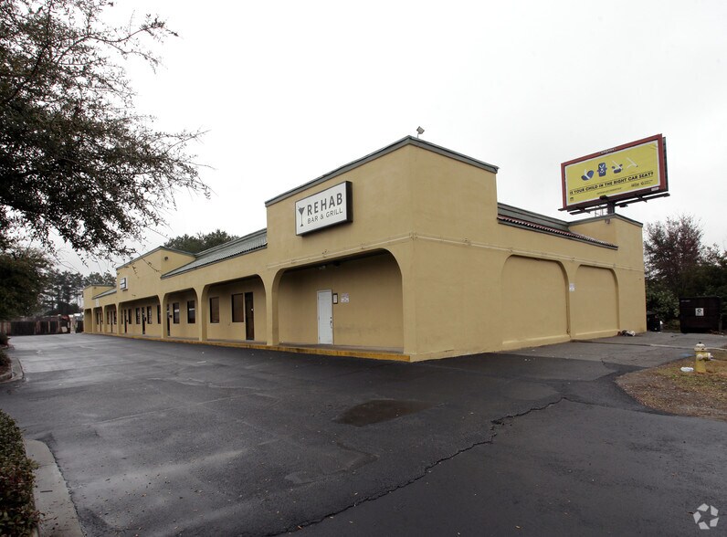 More Photos Of 8486 Dorchester Rd, Charleston Unknown For Lease