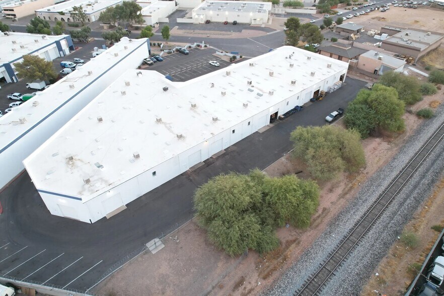 More Photos Of 700 N Golden Key St, Gilbert Unknown For Lease