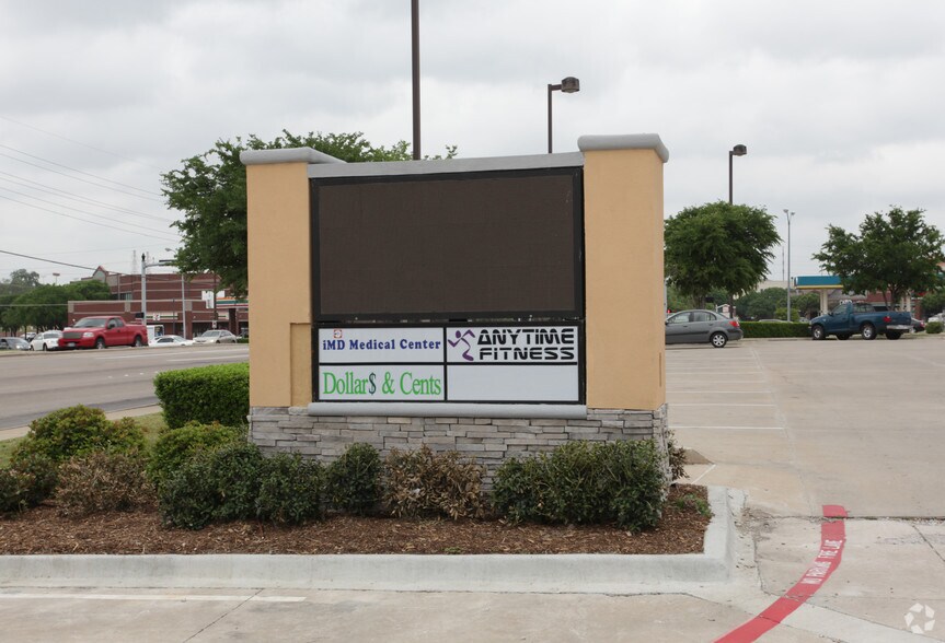 More Photos Of 2138 N Josey Ln, Carrollton Freestanding For Lease