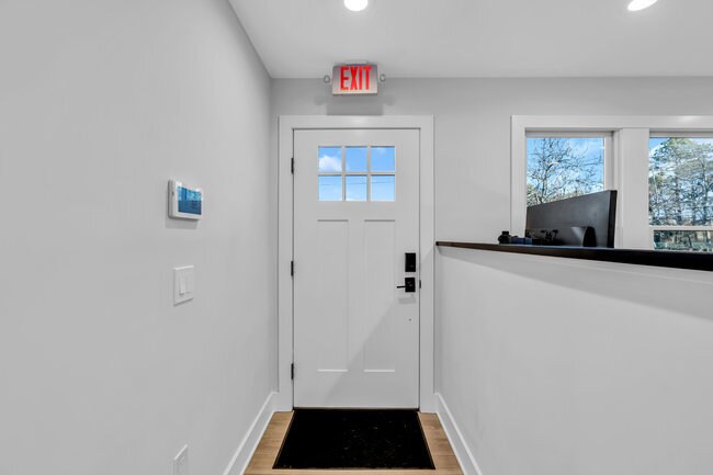 More Photos Of 184 Chambersbridge Rd, Brick Medical For Sale