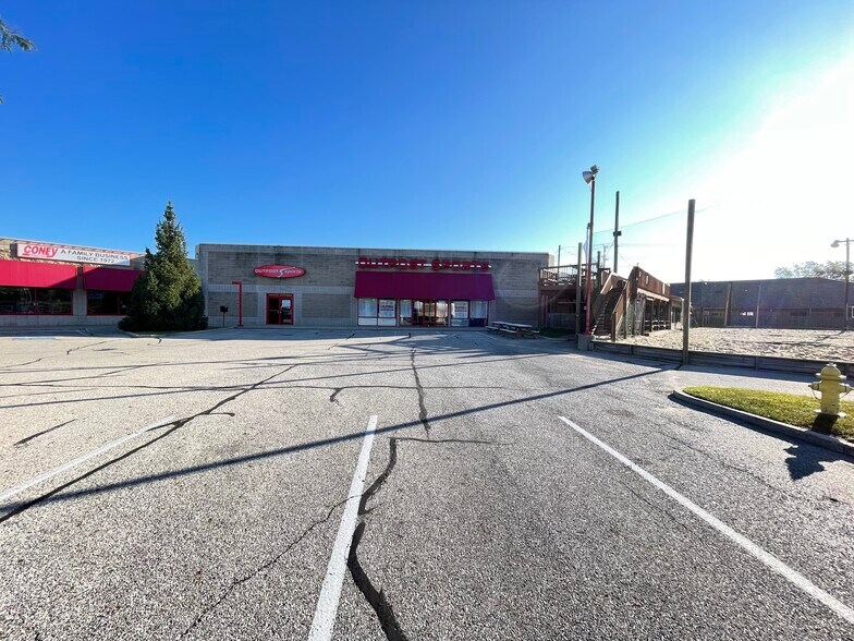 More Photos Of 3602 Grape Rd, Mishawaka Storefront For Lease