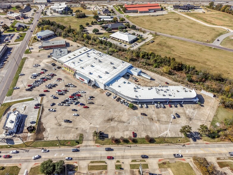 More Photos Of , Sherman General Retail For Sale