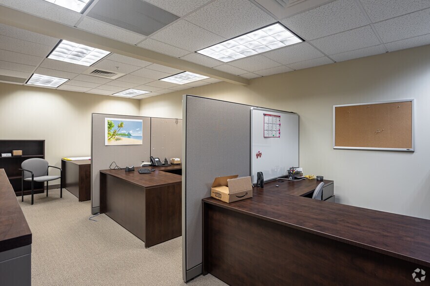 More Photos Of 1405 S County Trl, East Greenwich Medical For Lease