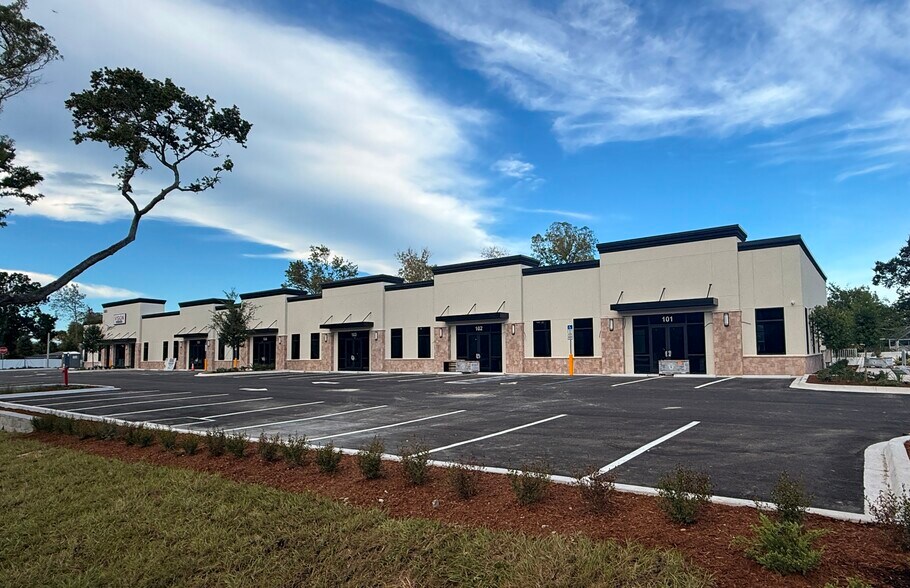 Primary Photo Of 3883 Nova Road, Port Orange Medical For Lease