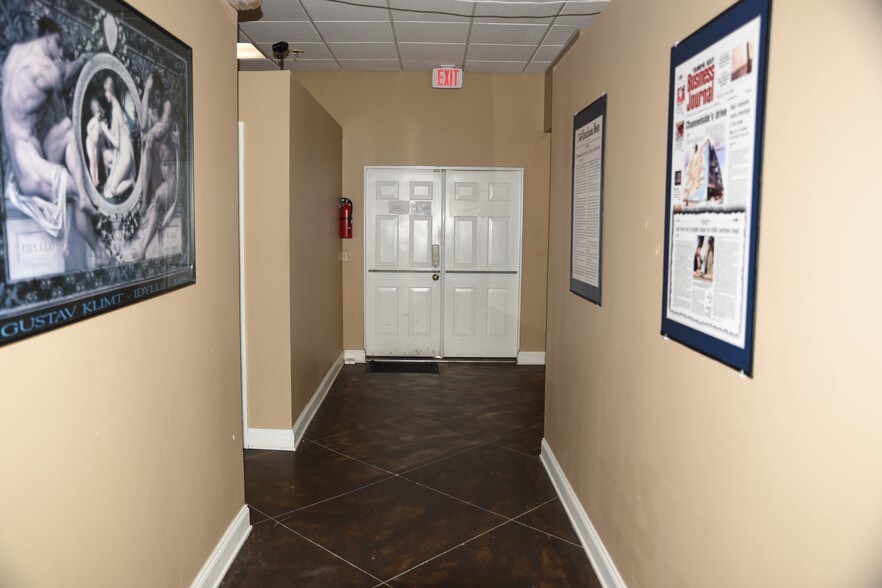 More Photos Of 4227 Henderson Blvd, Tampa Freestanding For Sale