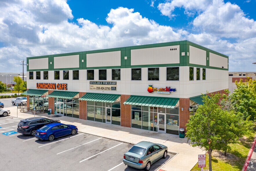 More Photos Of 5602 W Hausman Rd, San Antonio Freestanding For Lease