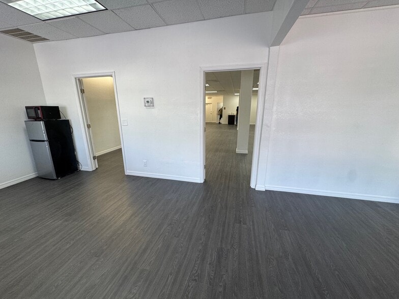 More Photos Of 7050 Winkler Rd, Fort Myers Restaurant For Lease
