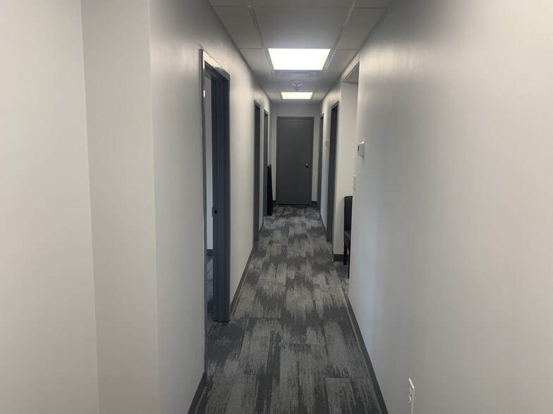 More Photos Of 300 Toll Gate Rd, Warwick Medical For Lease