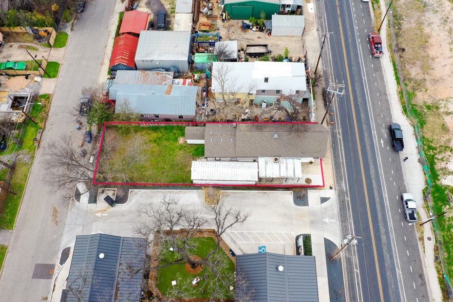 More Photos Of 2607 E 5th St, Austin Religious Facility For Sale