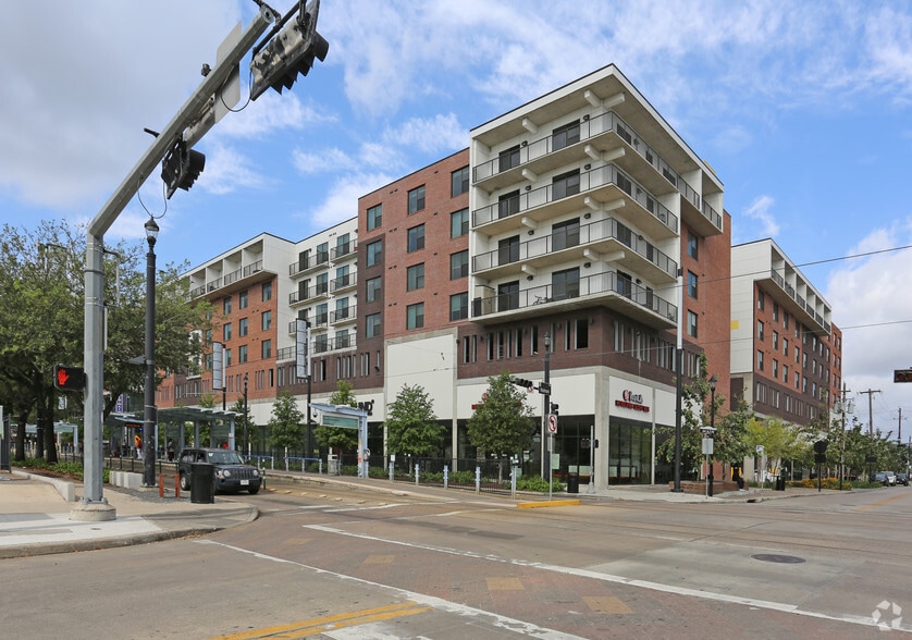 More Photos Of 3550 Main St, Houston Apartments For Lease