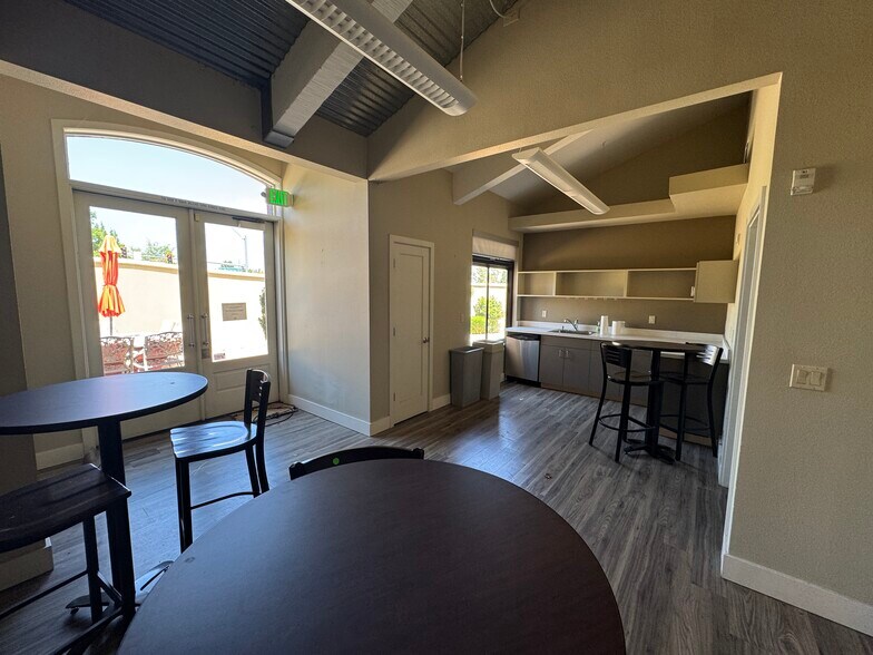 More Photos Of 6990 S McCarran Blvd, Reno General Retail For Lease