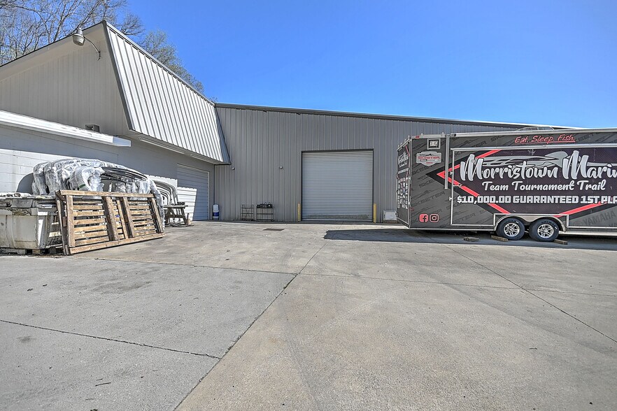 More Photos Of 2905 Cherokee Park Rd, Morristown Auto Dealership For Sale