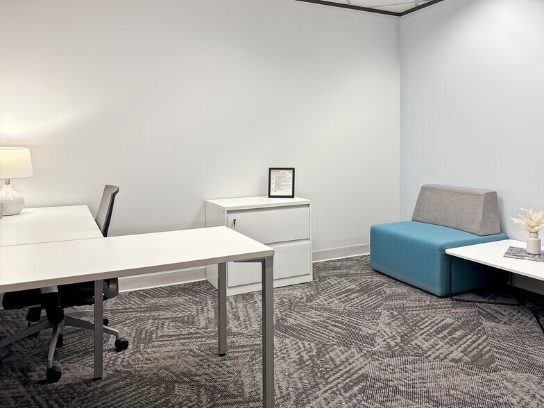 More Photos Of 8601 Six Forks Rd, Raleigh Coworking Space