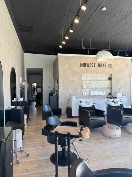 More Photos Of 502 1st St, LaSalle Storefront For Sale