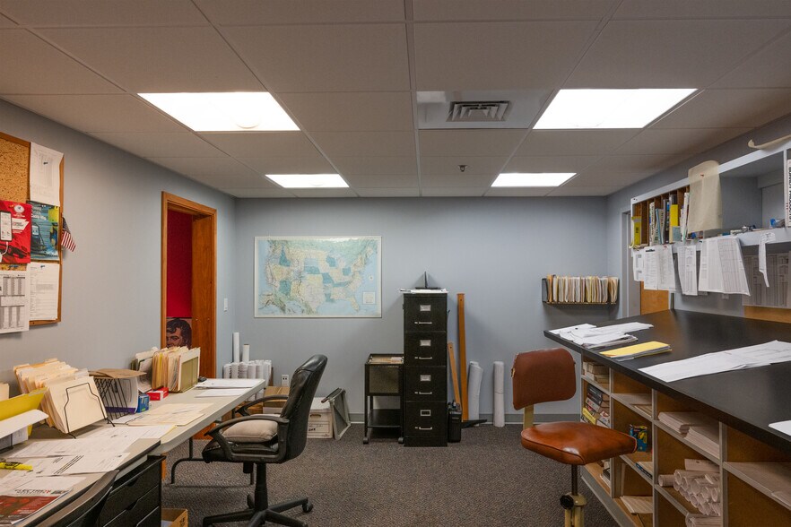 More Photos Of 104 Longwater Dr, Norwell Light Manufacturing For Lease