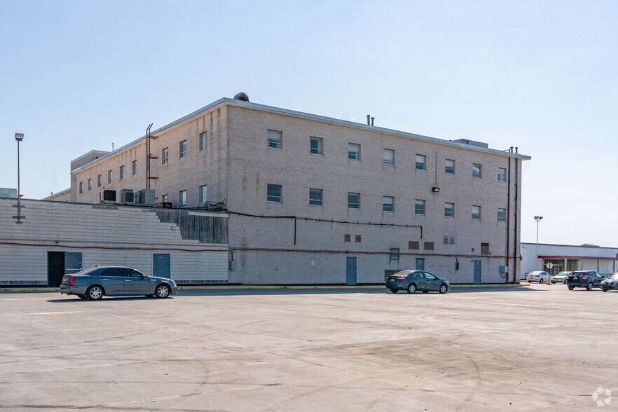 More Photos Of 3737 Branch Ave, Hillcrest Heights Office For Lease