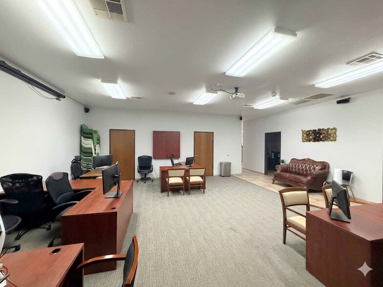 More Photos Of 4512 Legacy Dr, Plano Medical For Lease