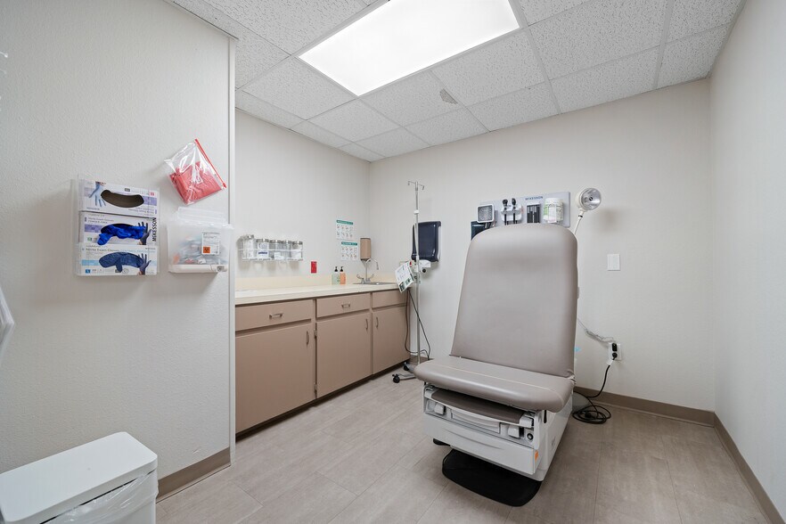 More Photos Of 3022 McKinzie Rd, Corpus Christi Medical For Sale